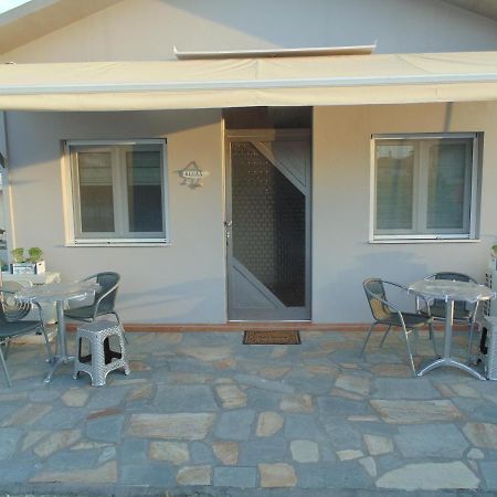 Elisian Studios Nea Karvali Exterior foto